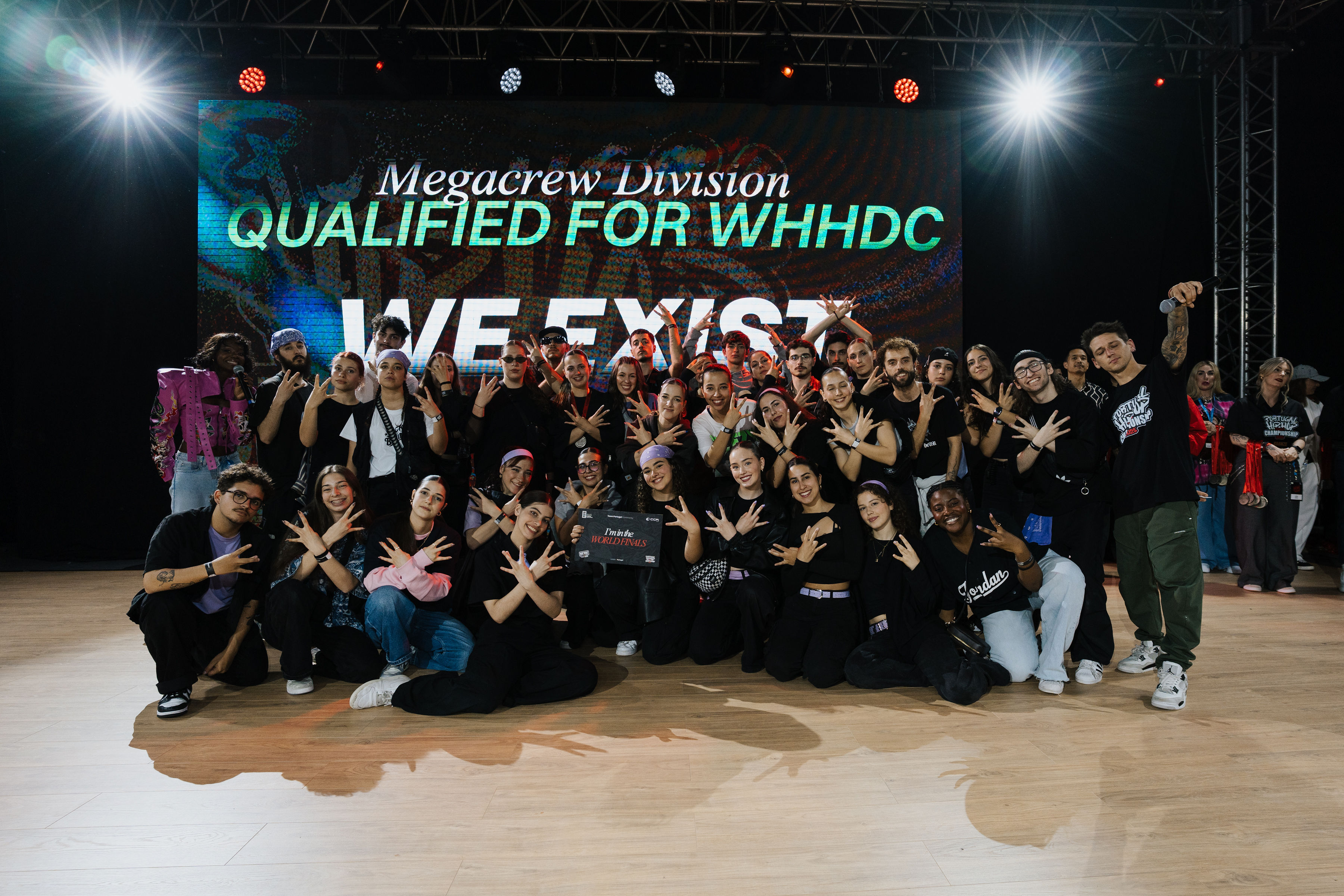 WE EXIST (MEGACREW)