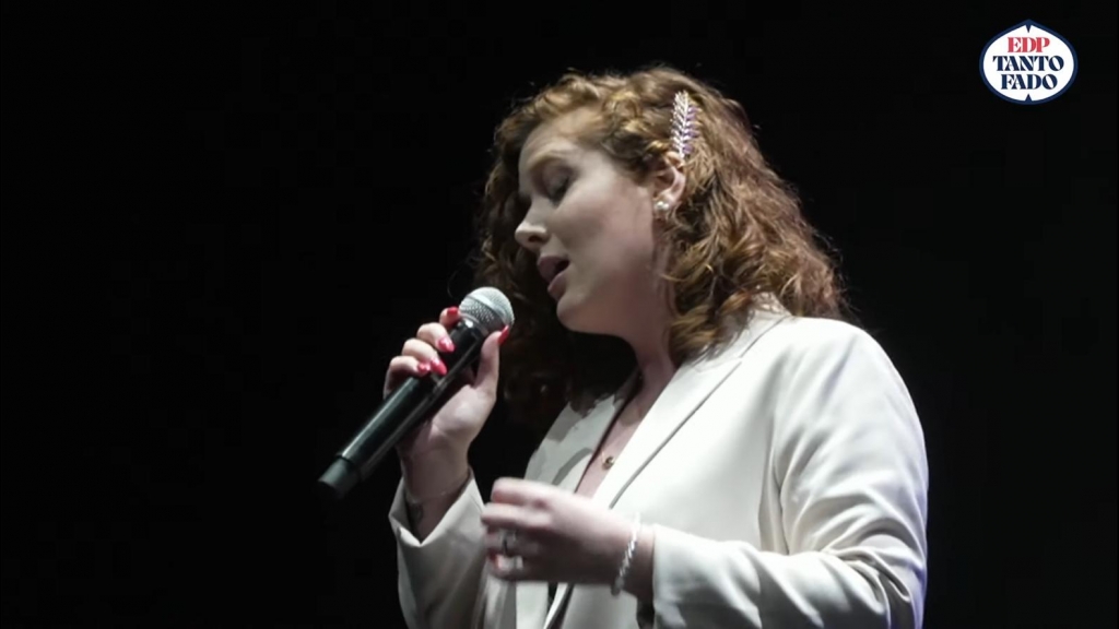 Mia Moura durante a atuação no Campo Pequeno